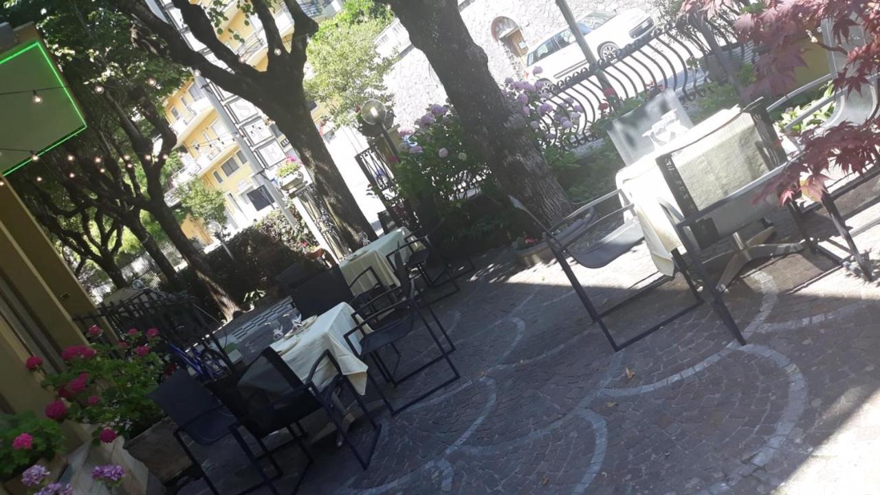 Hotel Delle Ortensie 퓨기 외부 사진