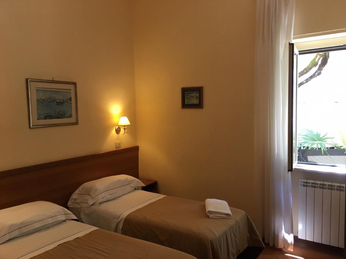 Hotel Delle Ortensie 퓨기 외부 사진