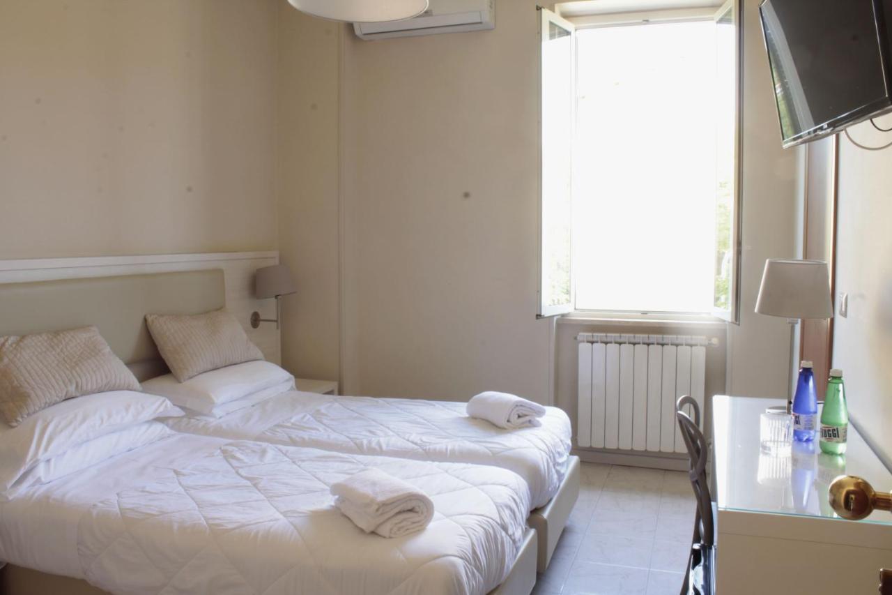 Hotel Delle Ortensie 퓨기 외부 사진