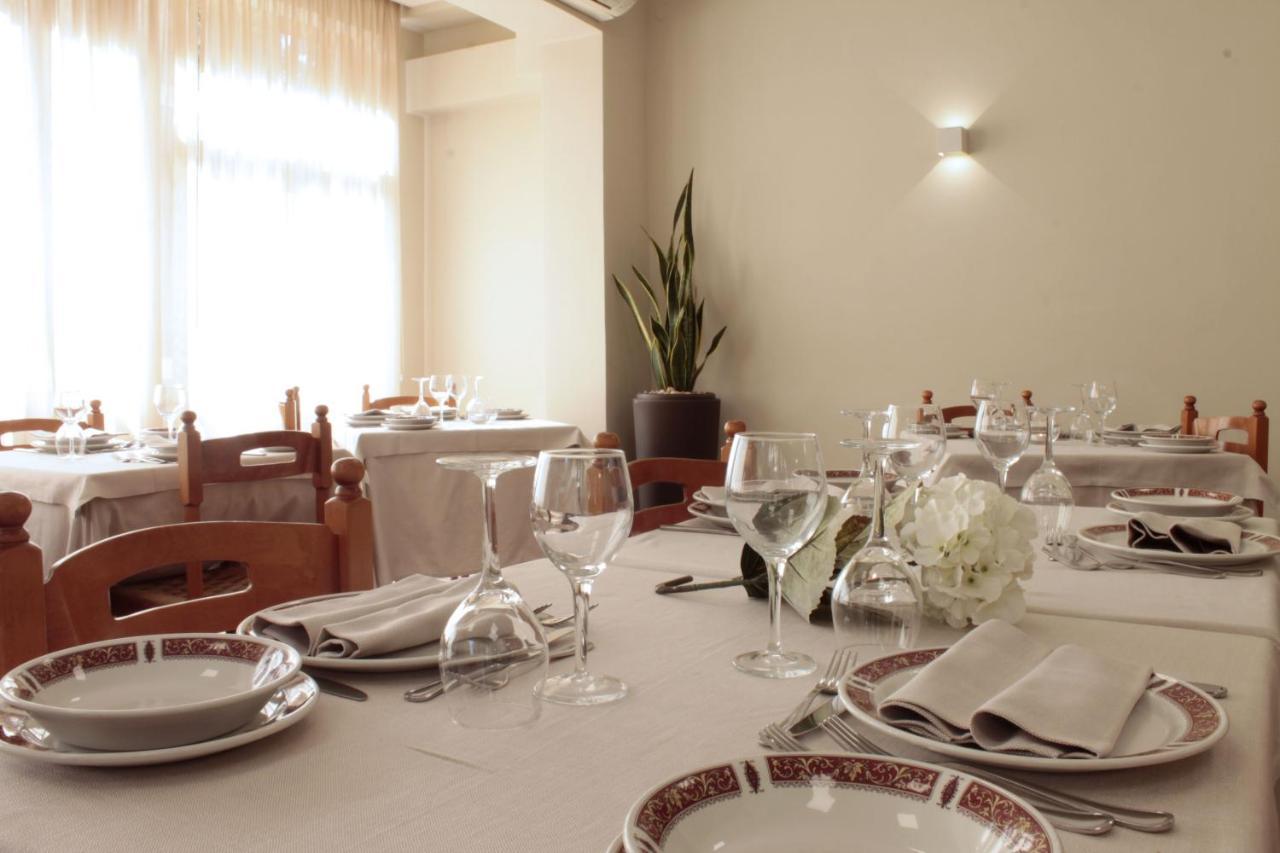 Hotel Delle Ortensie 퓨기 외부 사진