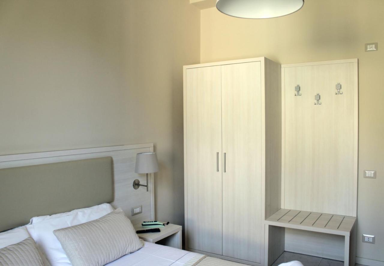 Hotel Delle Ortensie 퓨기 외부 사진