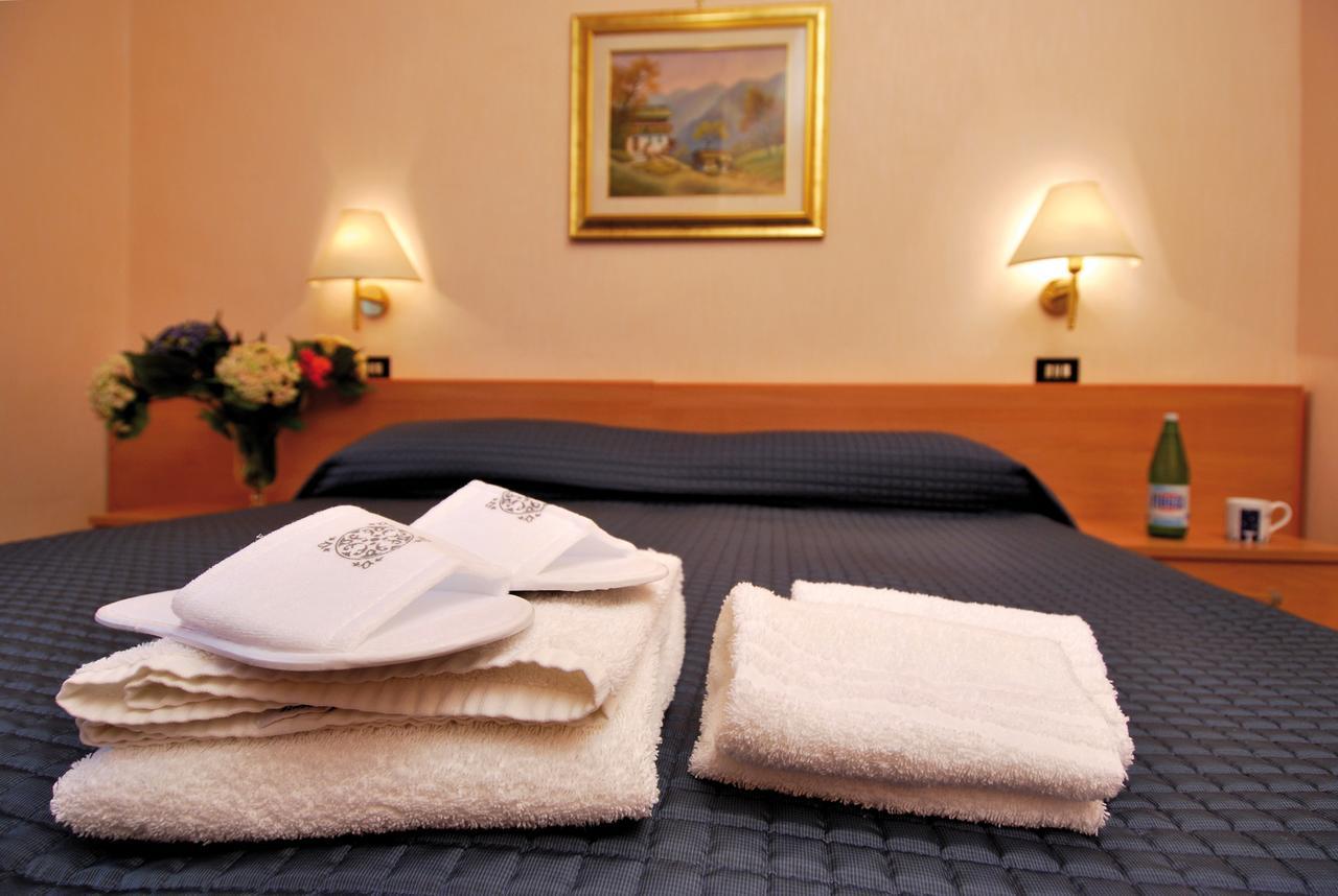Hotel Delle Ortensie 퓨기 외부 사진